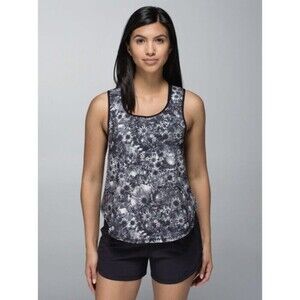Lululemon Run: Women’s 4 Split Singlet Flowabunga Black Angel Wing / Black